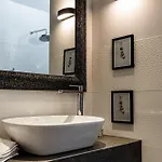 Spacious 3-bedroom With Wifi, Ac In Charming Kalamaria - Mountain View * Tesalónica