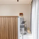 Apartamento Spacious 3-bedroom With Wifi, Ac In Charming Kalamaria - Mountain View *