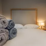 Spacious 3-bedroom With Wifi, Ac In Charming Kalamaria - Mountain View Apartamento