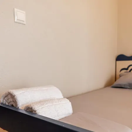 Spacious 3-bedroom With Wifi, Ac In Charming Kalamaria - Mountain View Apartament Salonic