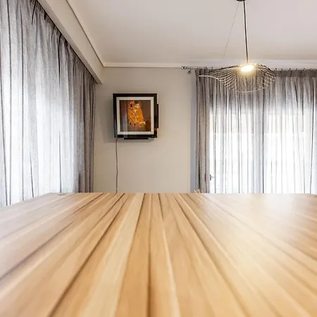 Apartament Spacious 3-bedroom With Wifi, Ac In Charming Kalamaria - Mountain View *