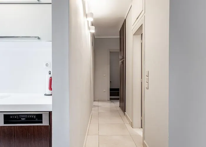 Spacious 3-bedroom With Wifi, Ac In Charming Kalamaria - Mountain View Lejlighed Thessaloníki