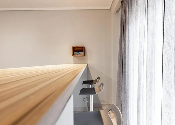 Spacious 3-bedroom With Wifi, Ac In Charming Kalamaria - Mountain View Lejlighed *