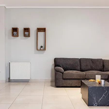 Spacious 3-bedroom With Wifi, Ac In Charming Kalamaria - Mountain View * Selanik