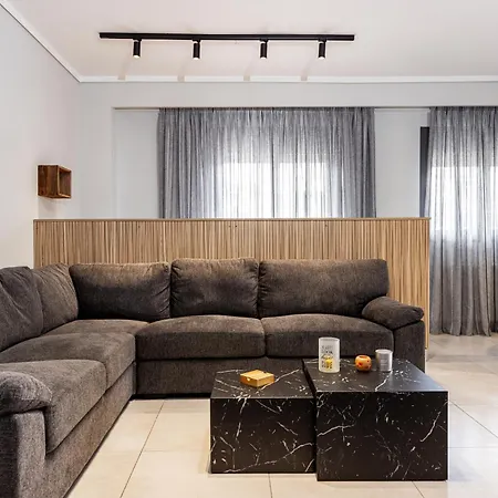 Spacious 3-bedroom With Wifi, Ac In Charming Kalamaria - Mountain View *