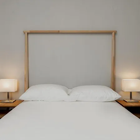 Spacious 3-bedroom With Wifi, Ac In Charming Kalamaria - Mountain View