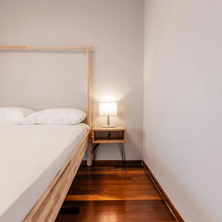 Spacious 3-bedroom With Wifi, Ac In Charming Kalamaria - Mountain View *