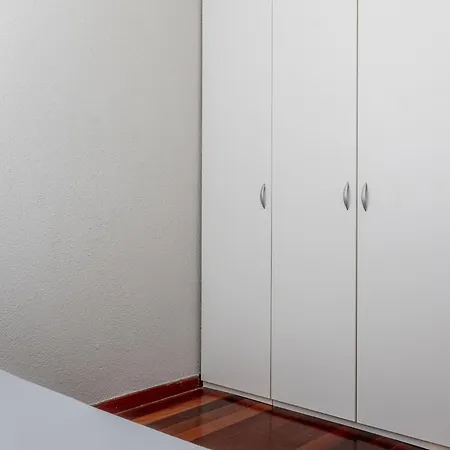 Spacious 3-bedroom With Wifi, Ac In Charming Kalamaria - Mountain View *
