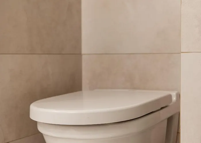 Spacious 3-bedroom With Wifi, Ac In Charming Kalamaria - Mountain View Apartamento *