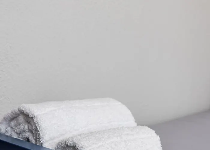 Spacious 3-bedroom With Wifi, Ac In Charming Kalamaria - Mountain View *