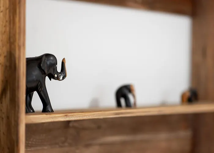 Spacious 3-bedroom With Wifi, Ac In Charming Kalamaria - Mountain View Tesalónica