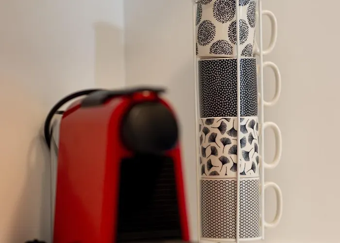 Spacious 3-bedroom With Wifi, Ac In Charming Kalamaria - Mountain View