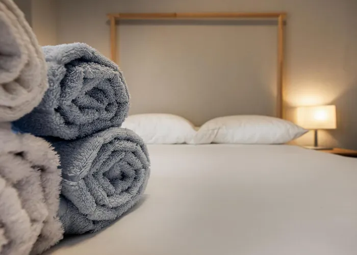 Spacious 3-bedroom With Wifi, Ac In Charming Kalamaria - Mountain View Apartamento *