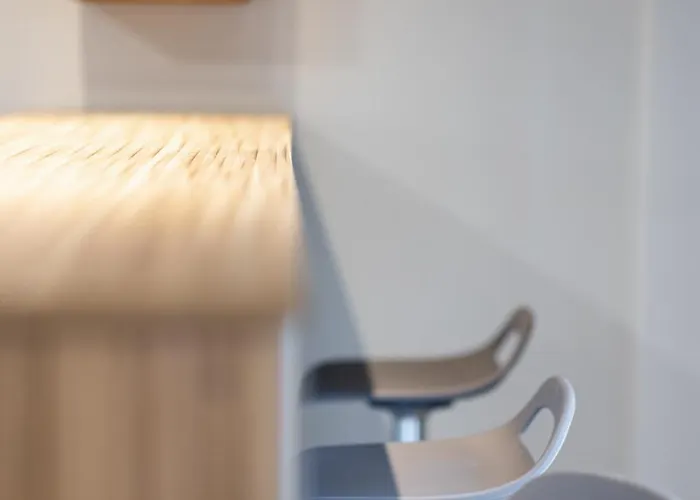 Spacious 3-bedroom With Wifi, Ac In Charming Kalamaria - Mountain View Apartamento *