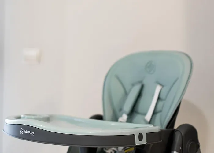 Apartamento Spacious 3-bedroom With Wifi, Ac In Charming Kalamaria - Mountain View Tesalónica