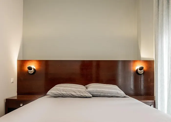 Apartamento Spacious 3-bedroom With Wifi, Ac In Charming Kalamaria - Mountain View Tesalónica