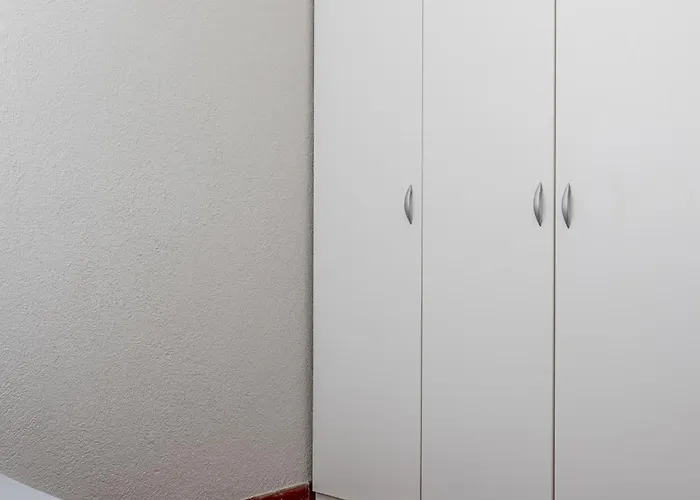 Spacious 3-bedroom With Wifi, Ac In Charming Kalamaria - Mountain View *