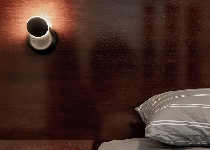 Spacious 3-bedroom With Wifi, Ac In Charming Kalamaria - Mountain View Tesalónica