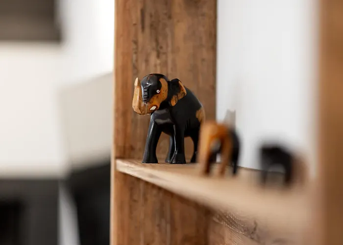 Spacious 3-bedroom With Wifi, Ac In Charming Kalamaria - Mountain View Tesalónica