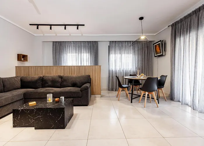 Spacious 3-bedroom With Wifi, Ac In Charming Kalamaria - Mountain View Apartamento Tesalónica