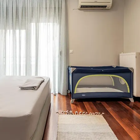 Spacious 3-bedroom With Wifi, Ac In Charming Kalamaria - Mountain View Thessaloniki